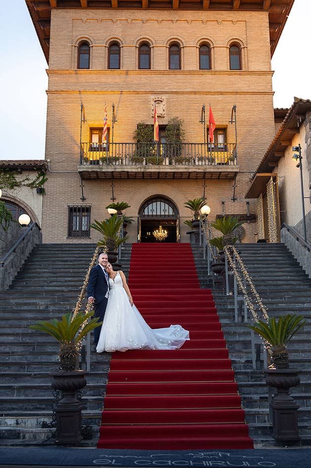 Fotografía de boda en El Cachirulo Zaragoza – Diego y Beatriz durante su ceremonia al aire libre